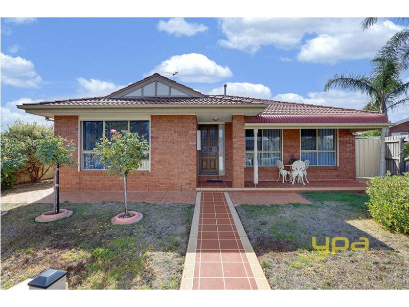 1/6 Oarsome Drive, Delahey VIC 3037