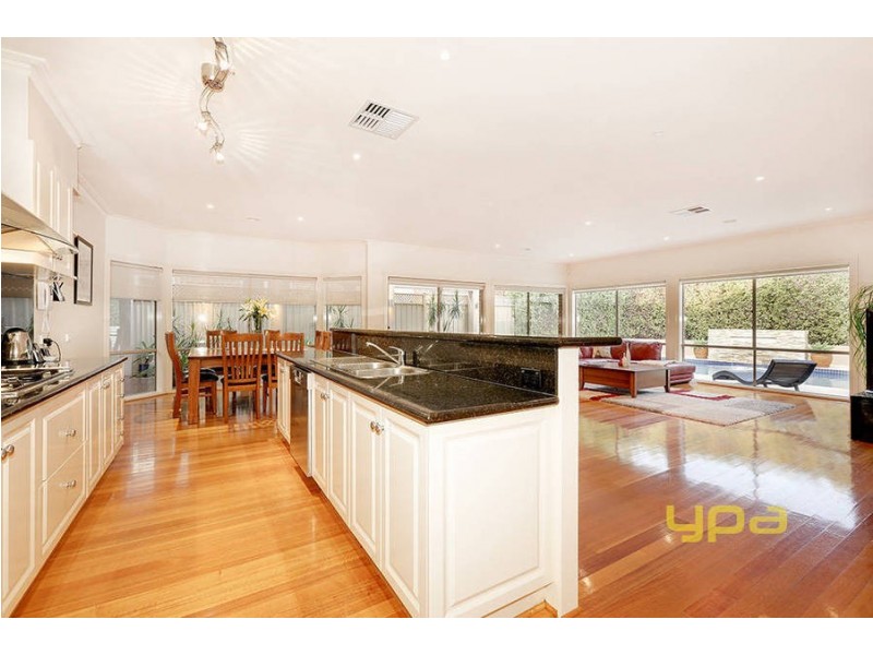 17 James Court, Hillside VIC 3037