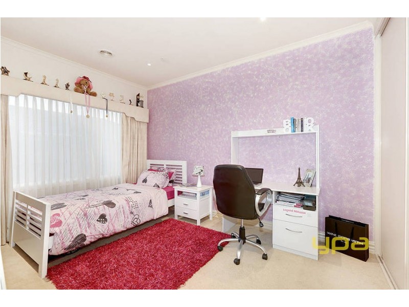 17 James Court, Hillside VIC 3037