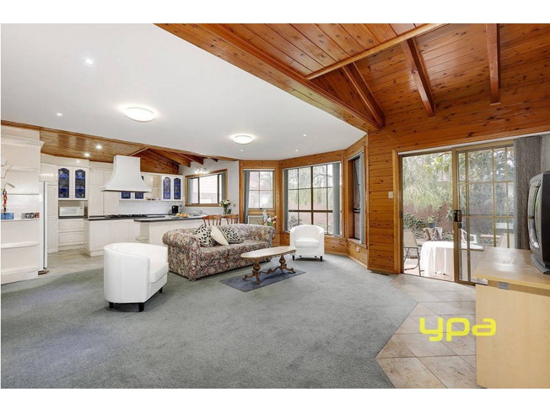 4 Belmont Avenue, Keilor Downs VIC 3038