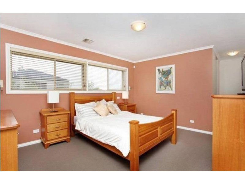 13 Flagstaff Lane, Taylors Hill VIC 3037