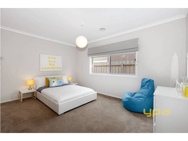 3 John Robert Place, Taylors Hill VIC 3037