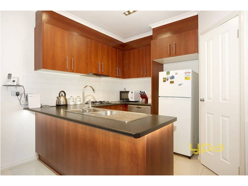 2/40 Jade Way, Hillside VIC 3037