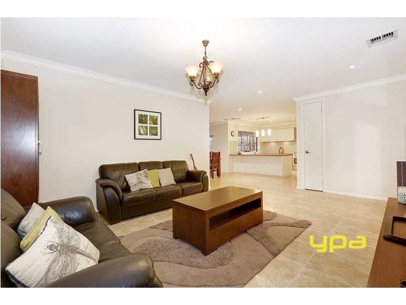 9 James Court, Hillside VIC 3037