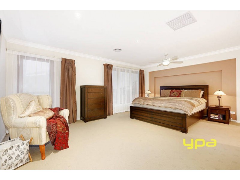 9 James Court, Hillside VIC 3037