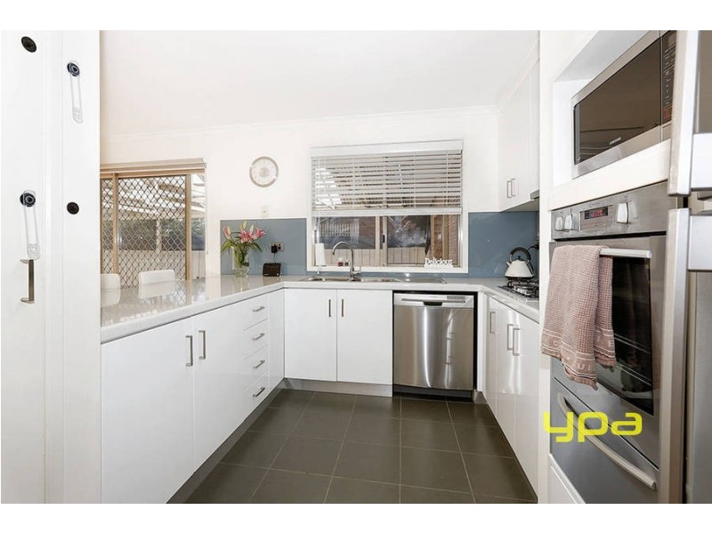 3 Cynthia Court, Hillside VIC 3037