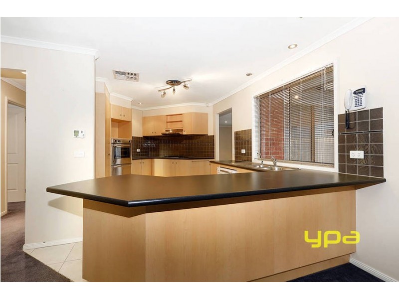 11 Pavleka Street, Hillside VIC 3037