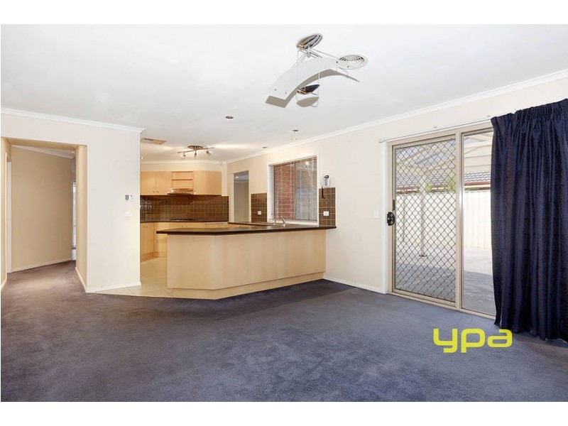 11 Pavleka Street, Hillside VIC 3037