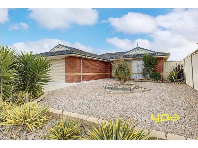 11 Pavleka Street, Hillside VIC 3037