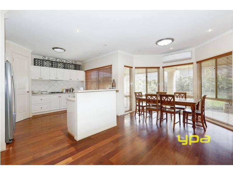 41 Glenbruar Drive, Hillside VIC 3037