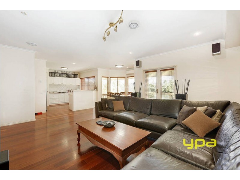 41 Glenbruar Drive, Hillside VIC 3037
