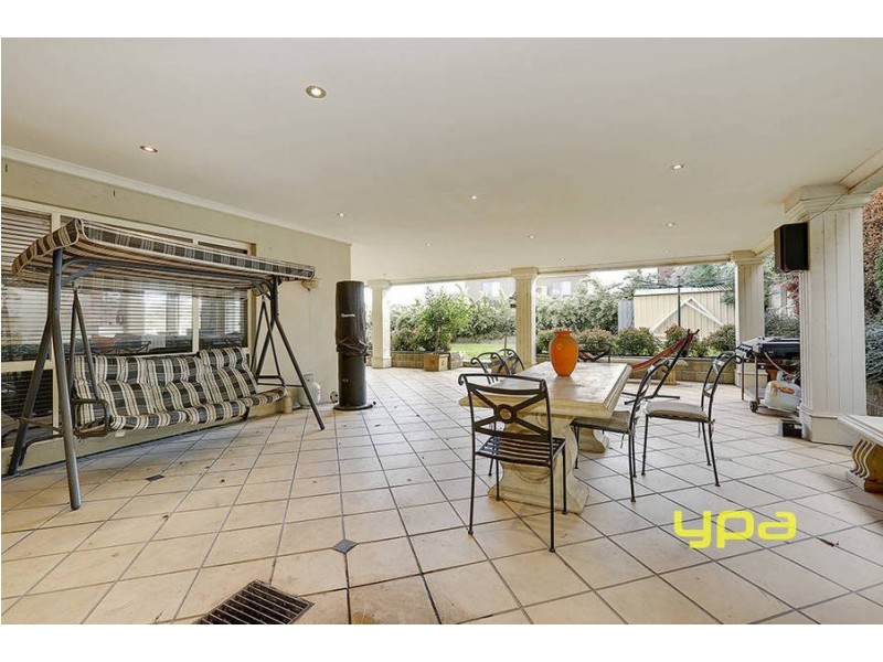 41 Glenbruar Drive, Hillside VIC 3037