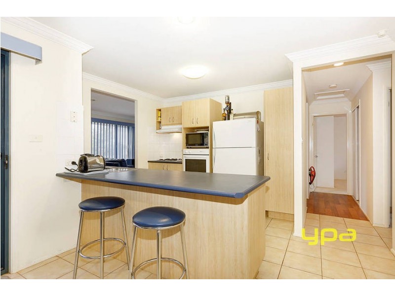 10 Kanmore Crescent, Hillside VIC 3037