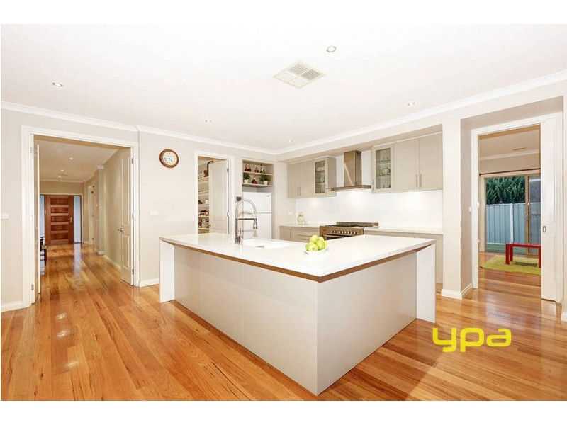 65 The Regency, Hillside VIC 3037