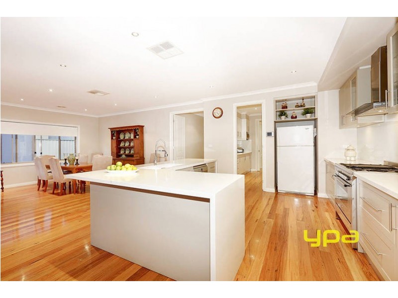 65 The Regency, Hillside VIC 3037
