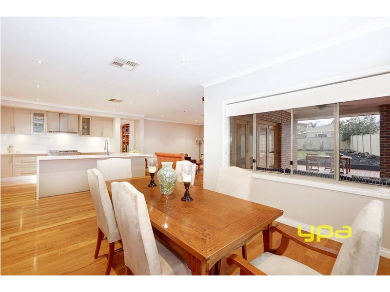 65 The Regency, Hillside VIC 3037