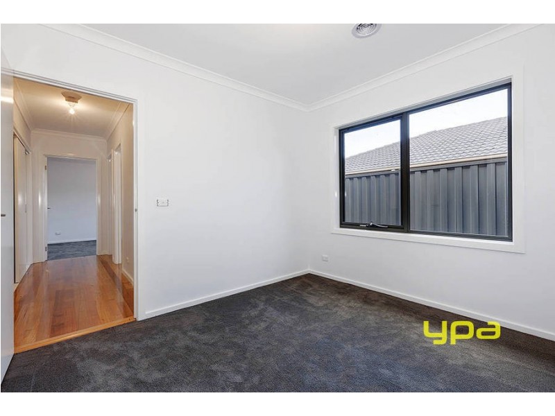 125 Catherine Drive, Hillside VIC 3037