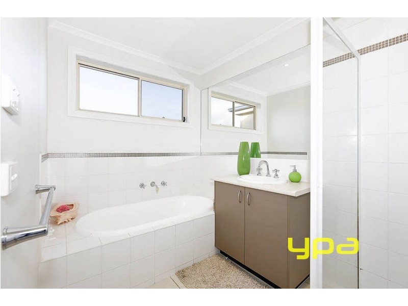 109 Allenby Road, Hillside VIC 3037