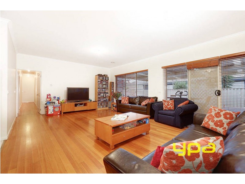 6 Dargo Place, Taylors Hill VIC 3037