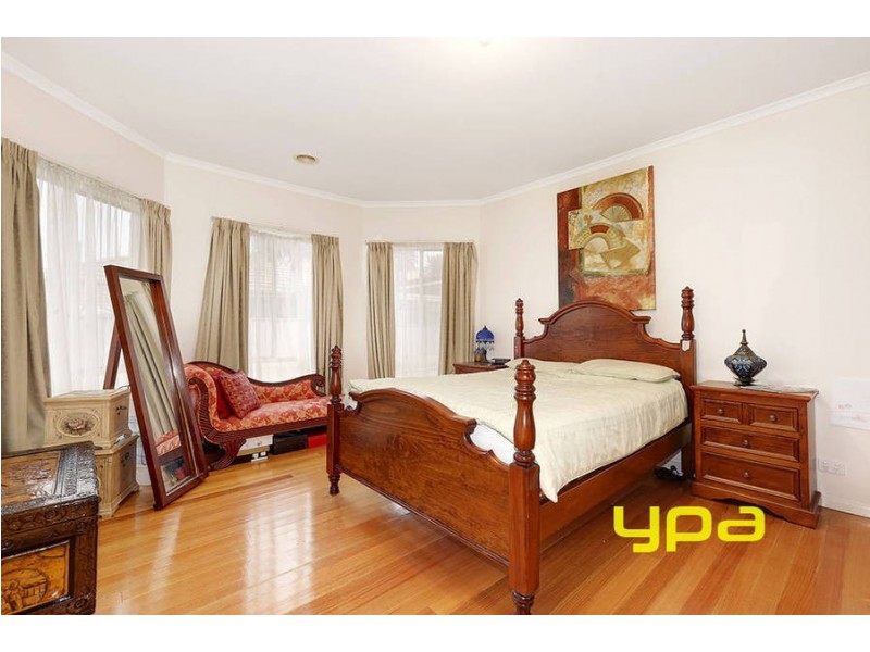 6 Dargo Place, Taylors Hill VIC 3037