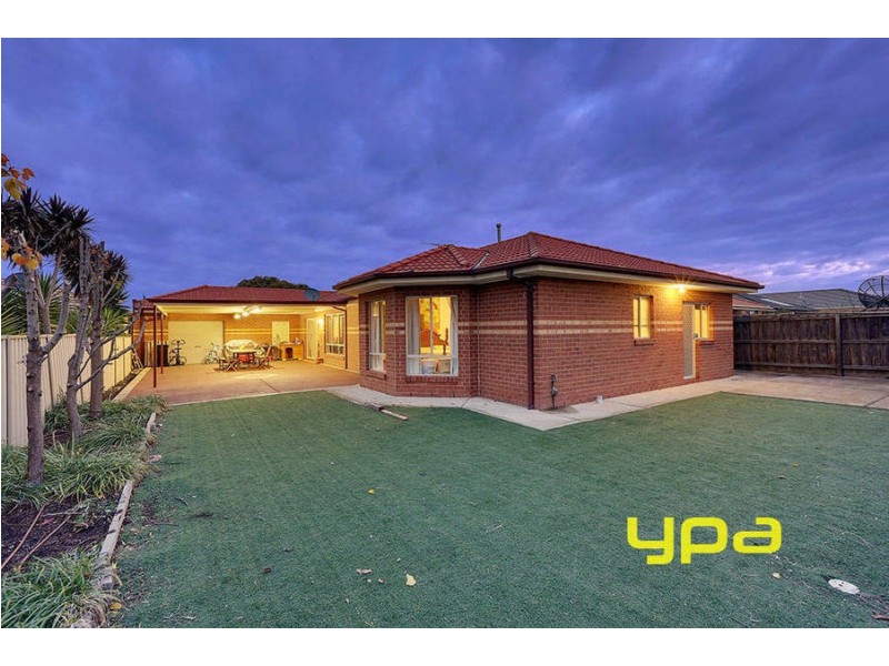 6 Dargo Place, Taylors Hill VIC 3037