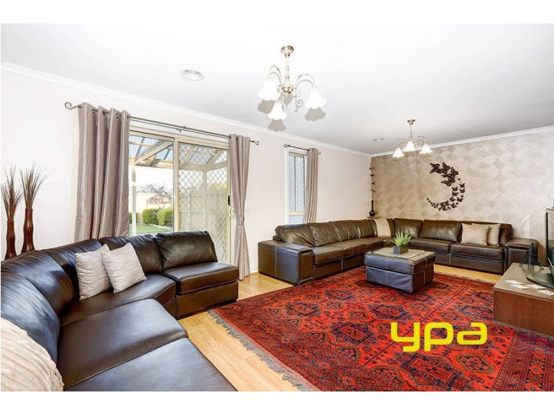 1/6 Aneta Avenue, Hillside VIC 3037