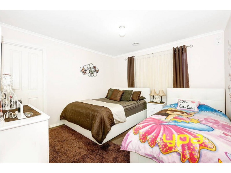 1/6 Aneta Avenue, Hillside VIC 3037