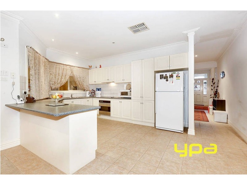 84 Catherine Drive, Hillside VIC 3037