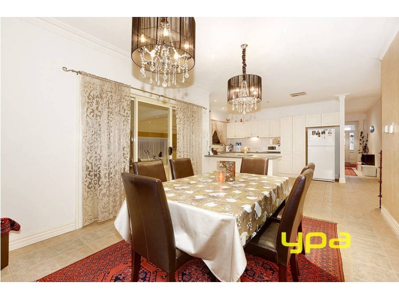 84 Catherine Drive, Hillside VIC 3037