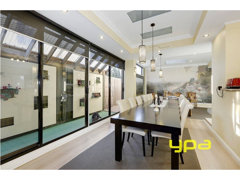 68 Lady Rose Crescent, Sydenham VIC 3037