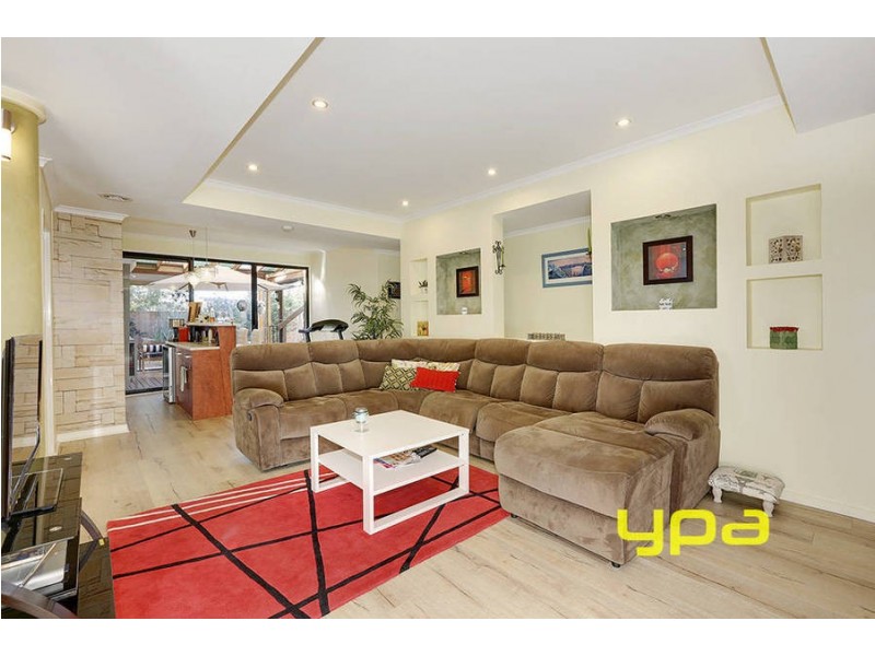 68 Lady Rose Crescent, Sydenham VIC 3037