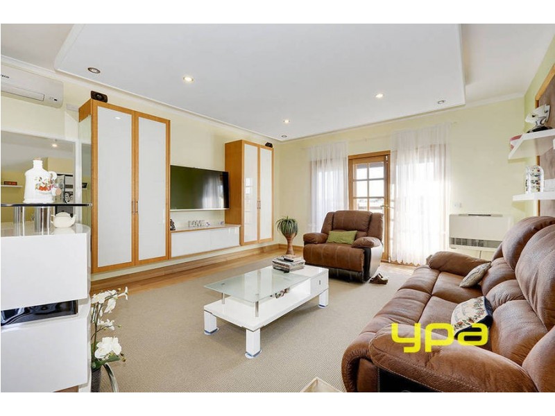 68 Lady Rose Crescent, Sydenham VIC 3037