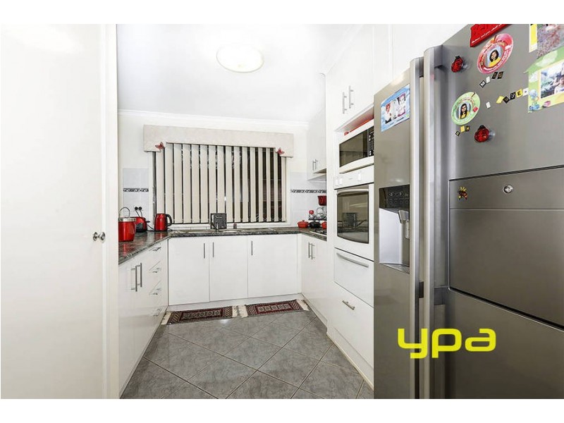 39 Dundee Way, Sydenham VIC 3037