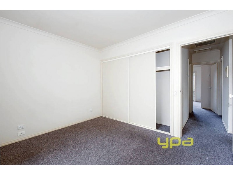 24/12 Pecks Road, Sydenham VIC 3037