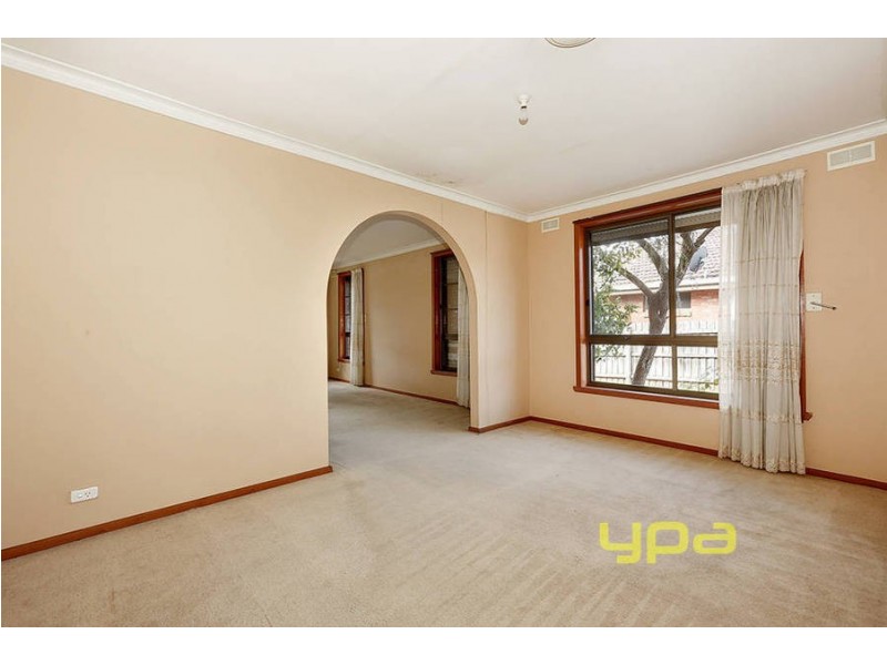 1 Wanaka Drive, Taylors Lakes VIC 3038