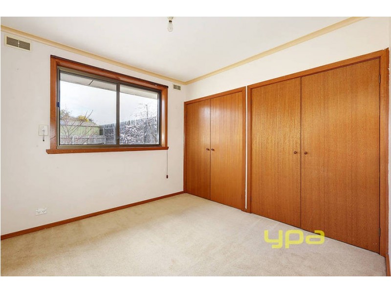 1 Wanaka Drive, Taylors Lakes VIC 3038