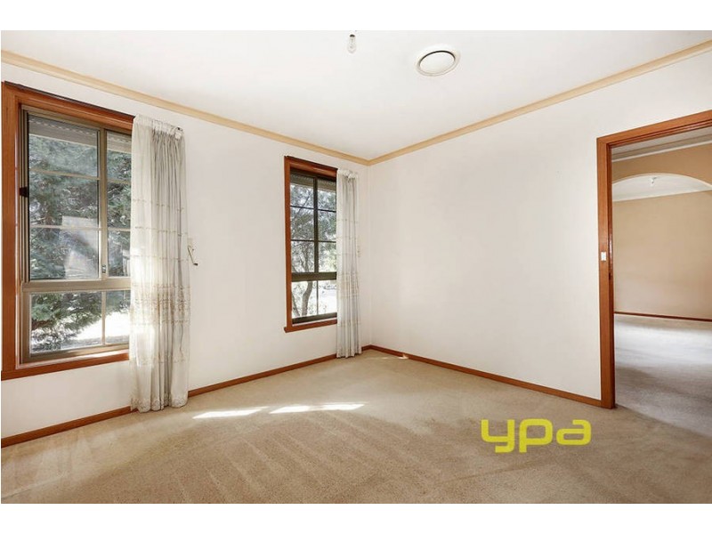 1 Wanaka Drive, Taylors Lakes VIC 3038