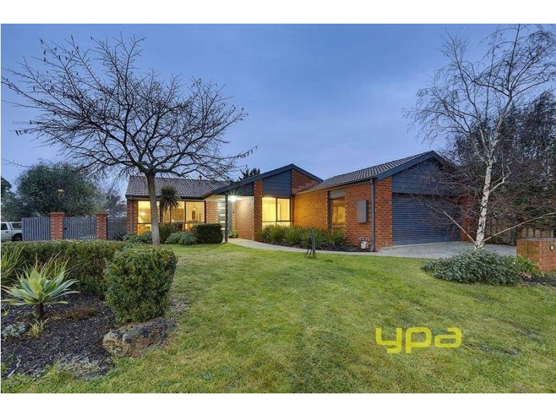 13 Dairy Close, Sydenham VIC 3037