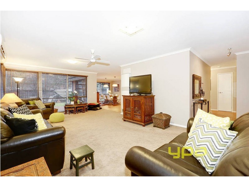 13 Dairy Close, Sydenham VIC 3037