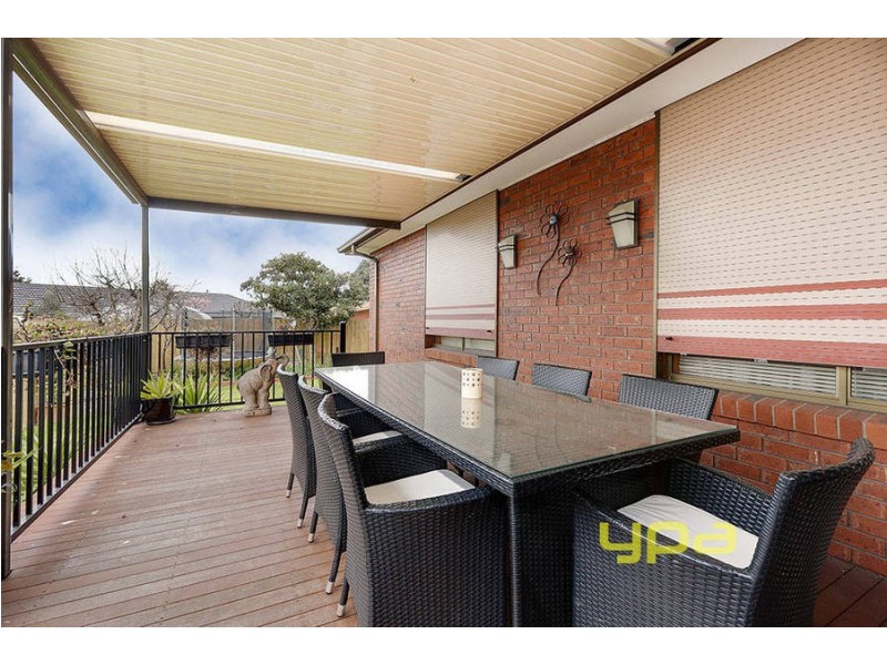 7 Bernborough Court, Keilor Downs VIC 3038