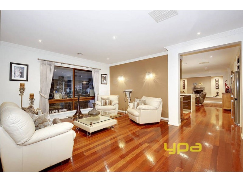 11 Warrens Brook Road, Hillside VIC 3037