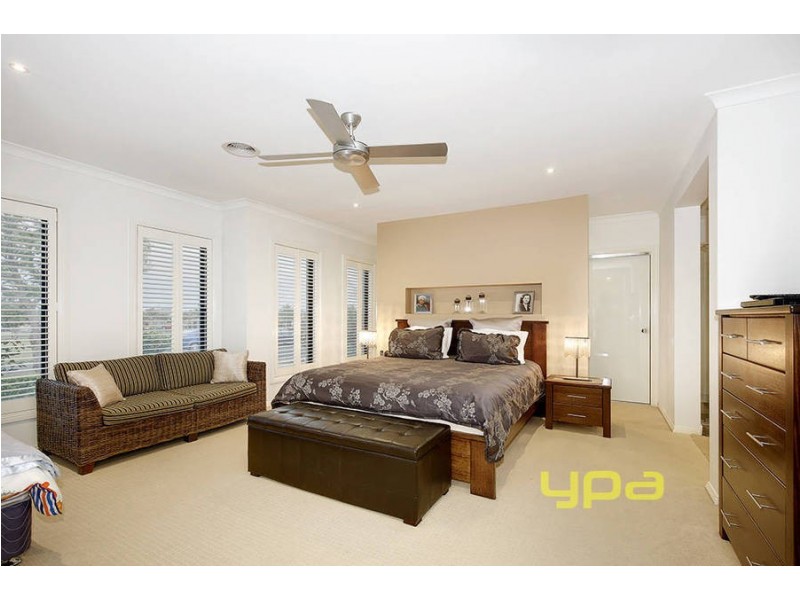 11 Warrens Brook Road, Hillside VIC 3037