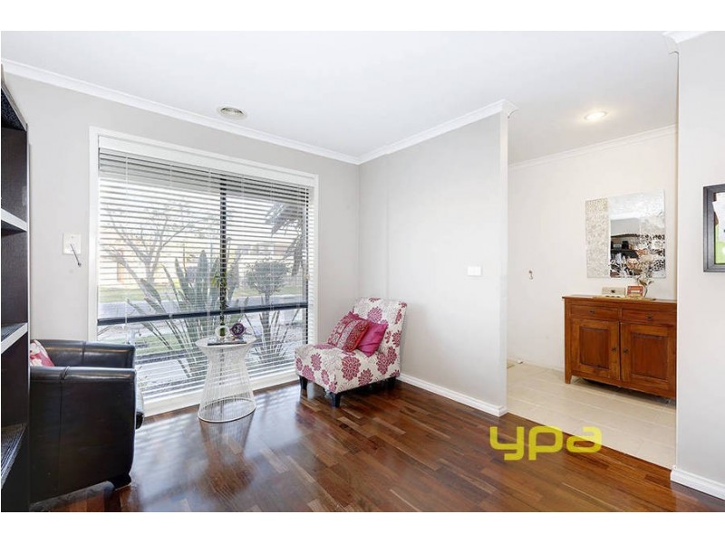 45 Cardinia Crescent, Taylors Hill VIC 3037