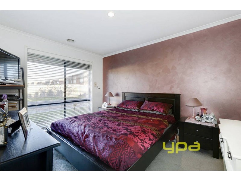 45 Cardinia Crescent, Taylors Hill VIC 3037