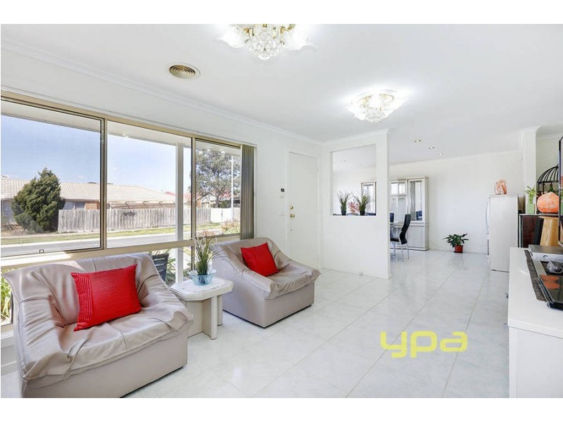 1 Hepburn Place, Sydenham VIC 3037