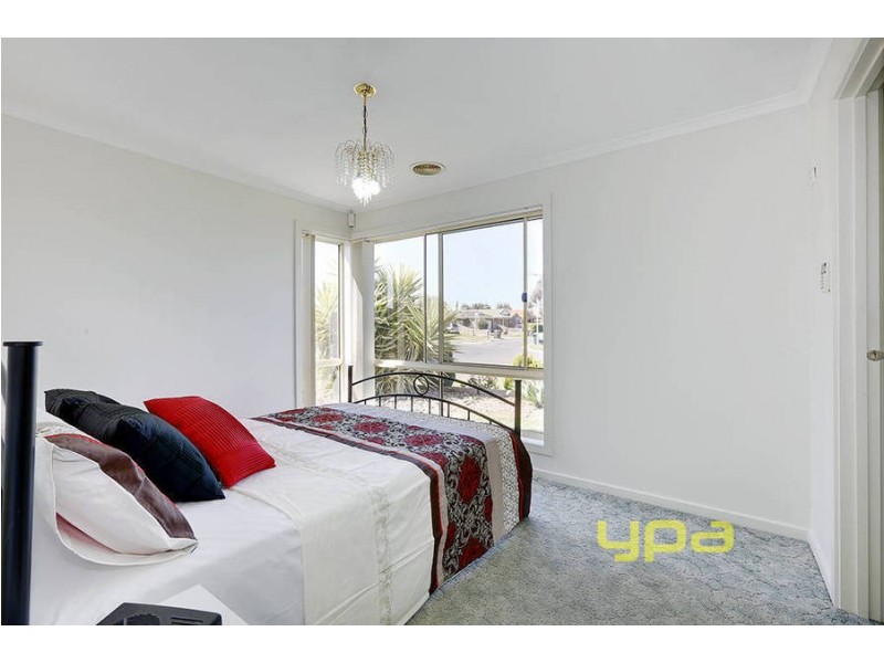 1 Hepburn Place, Sydenham VIC 3037