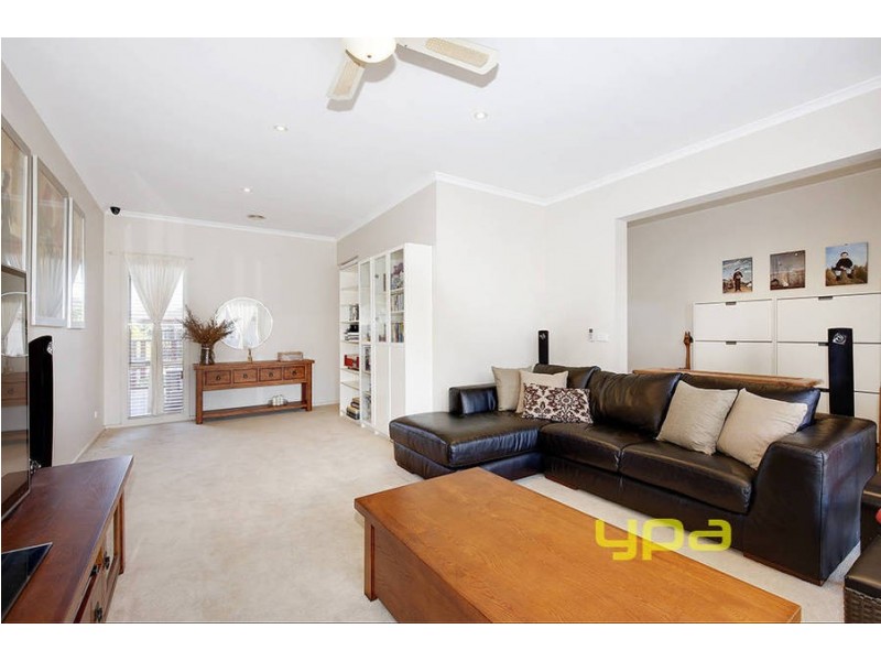 65 The Glades, Taylors Hill VIC 3037