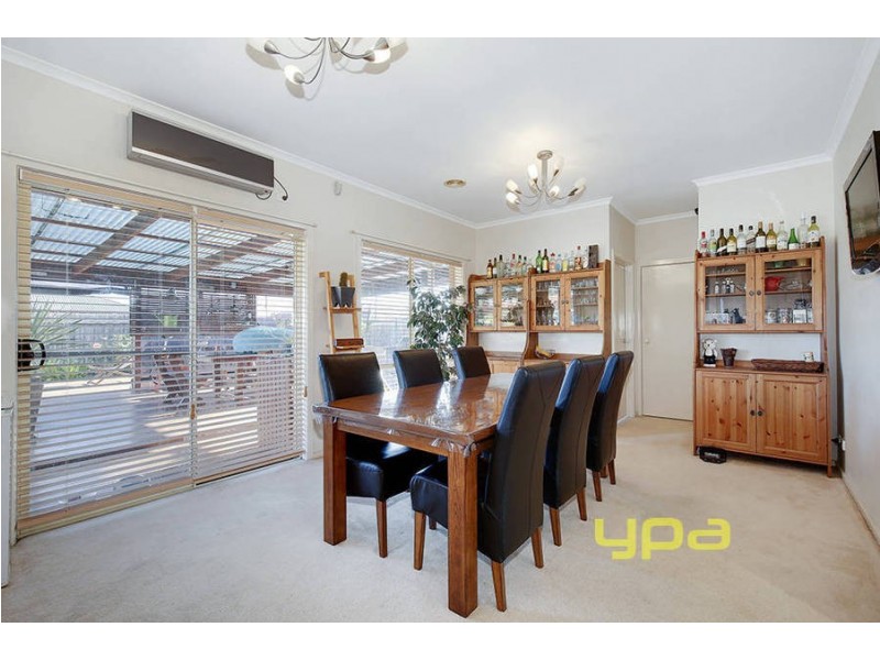 65 The Glades, Taylors Hill VIC 3037