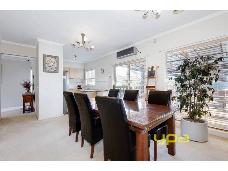 65 The Glades, Taylors Hill VIC 3037