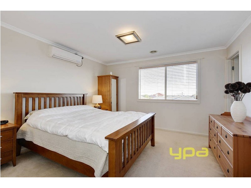 65 The Glades, Taylors Hill VIC 3037